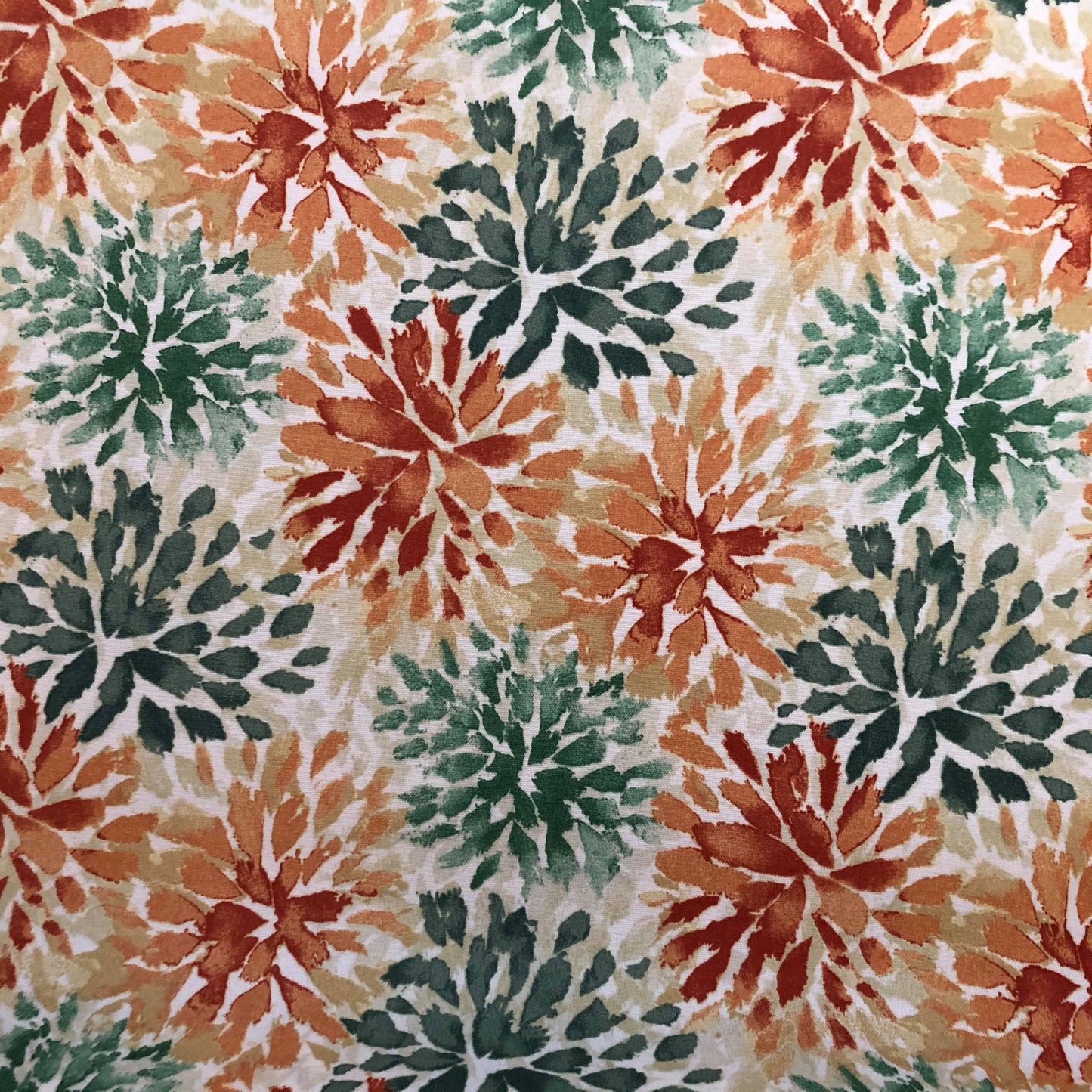 Tissu à recouvrement avec motifs