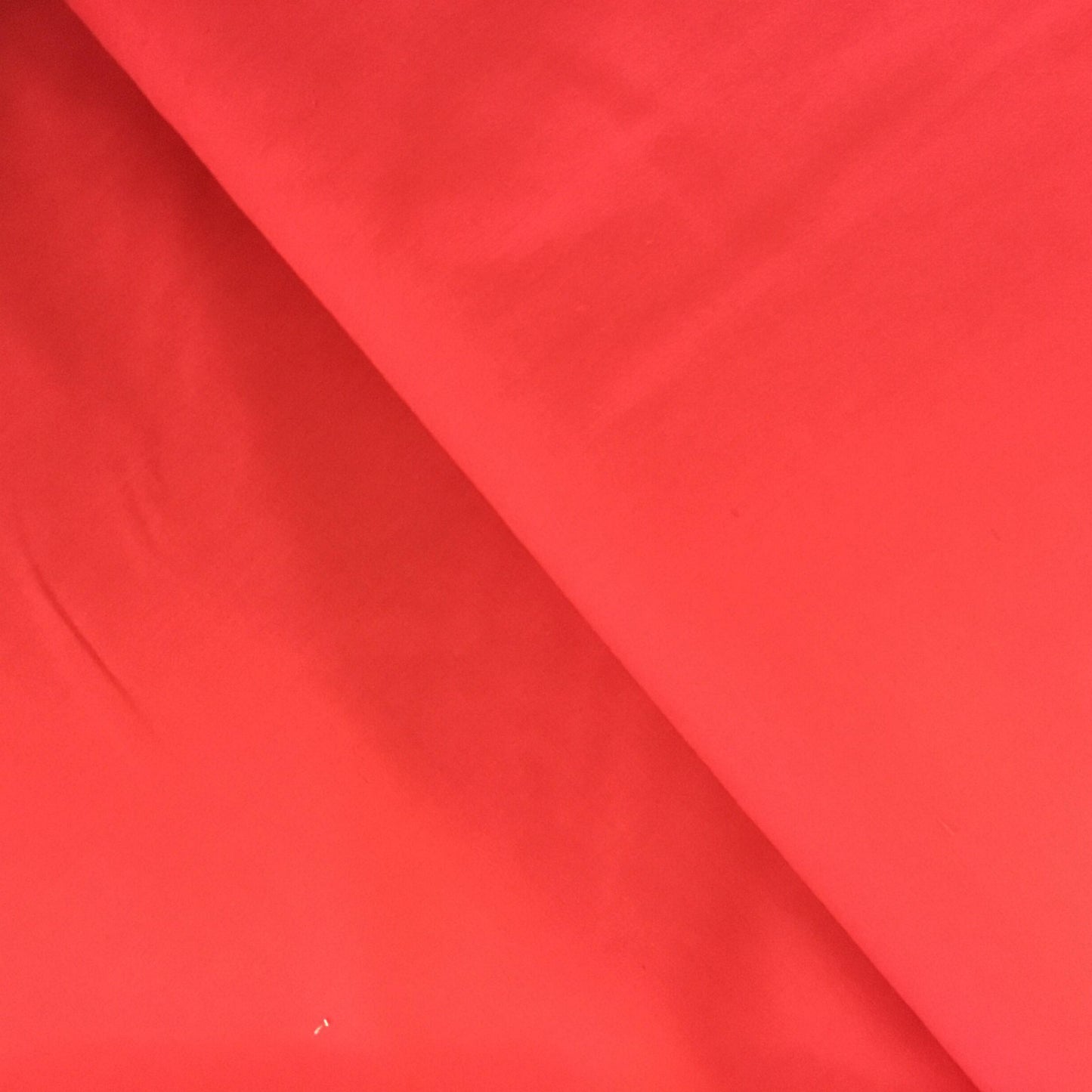 Tissu 100% coton rouge