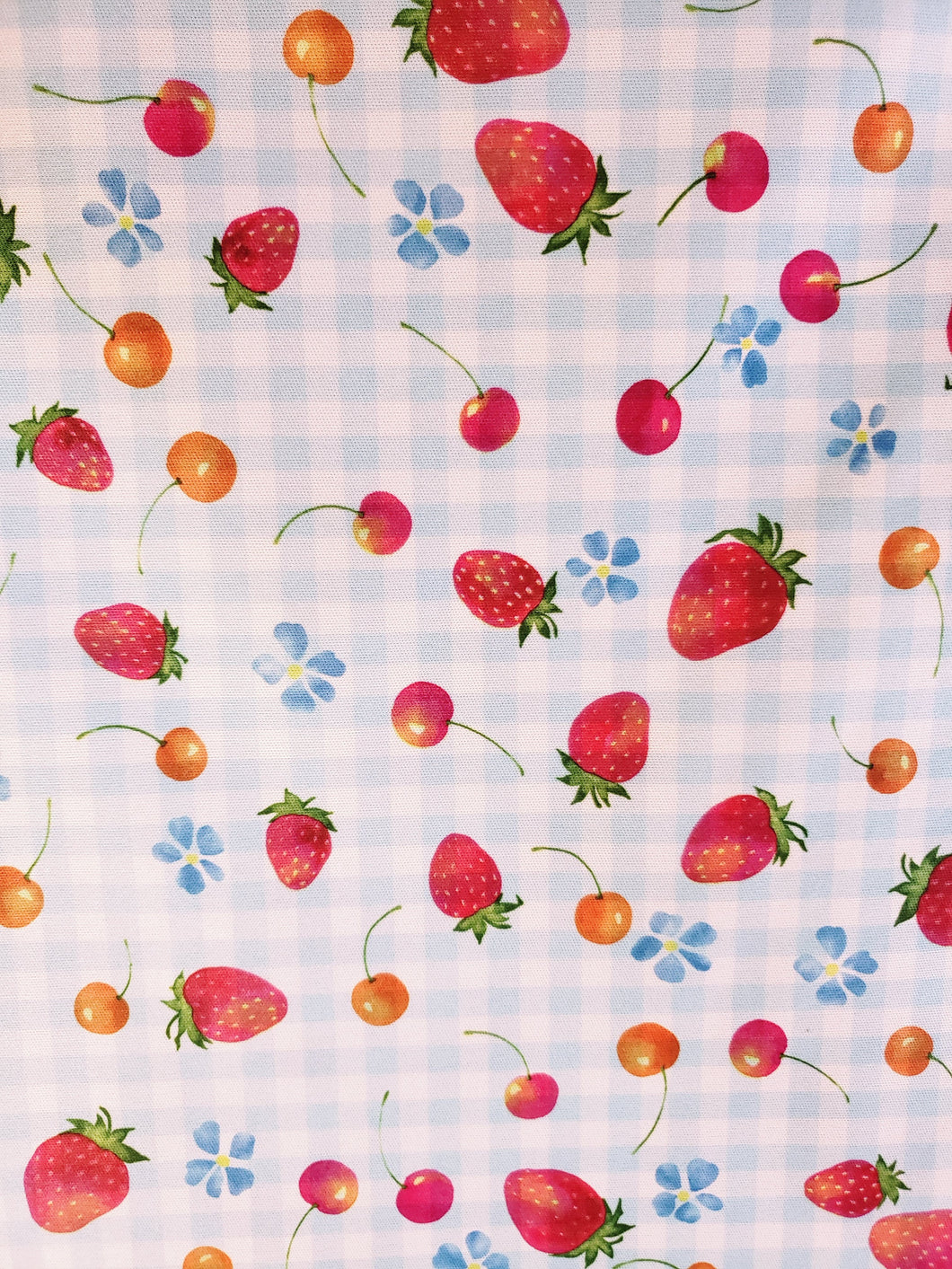 Tissu pul imperméable imprimé fraises et cerises