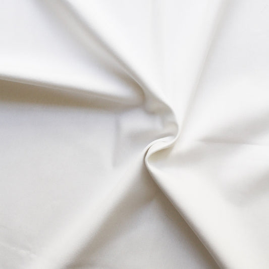 Tissu à vêtement rigide blanc "Drill"